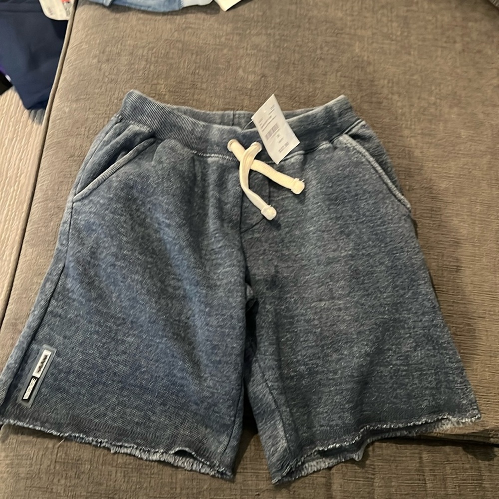 Brand new, with tags - Vintage Havana size M jersey shorts.